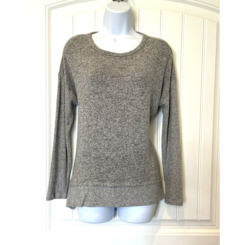Cupio Womens Small Stretchy/ Relaxed Long Sleeve Heather Gray Round Neck Sweater